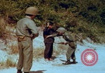Image Largage de tracts par un avion de l'US Air Force Vietnam, 1967, de la seconde 59 séquences d'archives historiques vidéo 65675080303