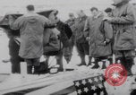 Standbild Friedhöfe der US-Armee im Pazifik im Zweiten Weltkrieg Pazifisches Theater, 1944, aus Sekunde 20 historischem Filmmaterial Videoclip 65675080317
