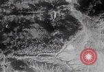 Standbild Friedhöfe der US-Armee im Pazifik im Zweiten Weltkrieg Pazifisches Theater, 1944, aus Sekunde 34 historischem Filmmaterial Videoclip 65675080317
