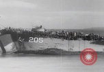 Standbild Ingenieure der US-Armee reparieren Flugplatz Saipan Nördliche Marianen, 1944, aus Sekunde 8 historischem Filmmaterial Videoclip 65675080320
