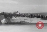 Standbild Ingenieure der US-Armee reparieren Flugplatz Saipan Nördliche Marianen, 1944, aus Sekunde 9 historischem Filmmaterial Videoclip 65675080320