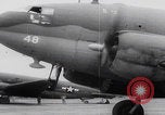 Standbild Ingenieure der US-Armee reparieren Flugplatz Saipan Nördliche Marianen, 1944, aus Sekunde 37 historischem Filmmaterial Videoclip 65675080320