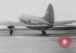 Standbild Ingenieure der US-Armee reparieren Flugplatz Saipan Nördliche Marianen, 1944, aus Sekunde 42 historischem Filmmaterial Videoclip 65675080320