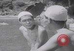 Standbild Japanische Jungen schwimmen Japan, 1937, aus Sekunde 6 historischem Filmmaterial Videoclip 65675080322
