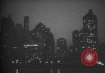 Standbild New York City bei Nacht New York United States USA, 1938, aus Sekunde 26 historischem Filmmaterial Videoclip 65675080324