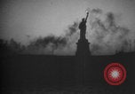 Standbild New York City bei Nacht New York United States USA, 1938, aus Sekunde 31 historischem Filmmaterial Videoclip 65675080324