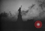Standbild New York City bei Nacht New York United States USA, 1938, aus Sekunde 35 historischem Filmmaterial Videoclip 65675080324