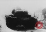 Standbild Bau einer Pontonbrücke der Bundeswehr Limburg Niederlande, 1940, aus Sekunde 52 historischem Filmmaterial Videoclip 65675080333