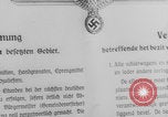 Standbild Bau einer Pontonbrücke der Bundeswehr Limburg Niederlande, 1940, aus Sekunde 61 historischem Filmmaterial Videoclip 65675080333