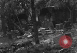 Standbild Chambois deutsches Fahrzeugwrack Chambois Frankreich, 1944, aus Sekunde 9 historischem Filmmaterial Videoclip 65675080334