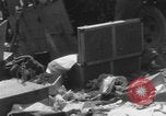 Standbild Chambois deutsches Fahrzeugwrack Chambois Frankreich, 1944, aus Sekunde 21 historischem Filmmaterial Videoclip 65675080334