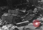 Standbild Chambois deutsches Fahrzeugwrack Chambois Frankreich, 1944, aus Sekunde 24 historischem Filmmaterial Videoclip 65675080334