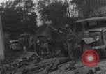 Standbild Chambois deutsches Fahrzeugwrack Chambois Frankreich, 1944, aus Sekunde 26 historischem Filmmaterial Videoclip 65675080334
