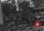 Standbild Chambois deutsches Fahrzeugwrack Chambois Frankreich, 1944, aus Sekunde 28 historischem Filmmaterial Videoclip 65675080334