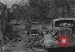 Standbild Chambois deutsches Fahrzeugwrack Chambois Frankreich, 1944, aus Sekunde 41 historischem Filmmaterial Videoclip 65675080334