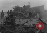 Standbild Flugzeugwrack der deutschen Luftwaffe Paris, Frankreich, 1944, aus Sekunde 29 historischem Filmmaterial Videoclip 65675080336