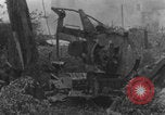 Standbild Flugzeugwrack der deutschen Luftwaffe Paris, Frankreich, 1944, aus Sekunde 35 historischem Filmmaterial Videoclip 65675080336