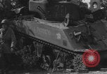 Standbild Französische 2 Panzerdivision Paris, Frankreich, 1944, aus Sekunde 27 historischem Filmmaterial Videoclip 65675080337