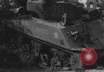 Standbild Französische 2 Panzerdivision Paris, Frankreich, 1944, aus Sekunde 33 historischem Filmmaterial Videoclip 65675080337