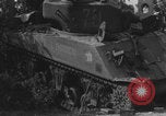 Standbild Französische 2 Panzerdivision Paris, Frankreich, 1944, aus Sekunde 34 historischem Filmmaterial Videoclip 65675080337