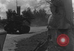 Standbild Französische 2 Panzerdivision Paris, Frankreich, 1944, aus Sekunde 36 historischem Filmmaterial Videoclip 65675080337