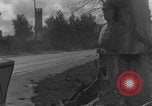 Standbild Französische 2 Panzerdivision Paris, Frankreich, 1944, aus Sekunde 41 historischem Filmmaterial Videoclip 65675080337
