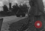 Standbild Französische 2 Panzerdivision Paris, Frankreich, 1944, aus Sekunde 46 historischem Filmmaterial Videoclip 65675080337