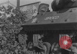 Standbild Panzer der französischen 2 Panzerdivision Paris, Frankreich, 1944, aus Sekunde 3 historischem Filmmaterial Videoclip 65675080338