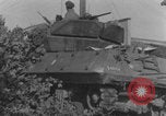Standbild Panzer der französischen 2 Panzerdivision Paris, Frankreich, 1944, aus Sekunde 7 historischem Filmmaterial Videoclip 65675080338