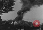 Standbild Panzer der französischen 2 Panzerdivision Paris, Frankreich, 1944, aus Sekunde 18 historischem Filmmaterial Videoclip 65675080338