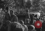 Standbild Panzer der französischen 2 Panzerdivision Paris, Frankreich, 1944, aus Sekunde 32 historischem Filmmaterial Videoclip 65675080338