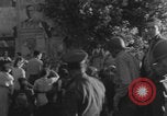 Standbild Panzer der französischen 2 Panzerdivision Paris, Frankreich, 1944, aus Sekunde 34 historischem Filmmaterial Videoclip 65675080338