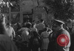 Standbild Panzer der französischen 2 Panzerdivision Paris, Frankreich, 1944, aus Sekunde 35 historischem Filmmaterial Videoclip 65675080338