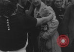 Standbild Panzer der französischen 2 Panzerdivision Paris, Frankreich, 1944, aus Sekunde 55 historischem Filmmaterial Videoclip 65675080338