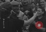 Standbild Panzer der französischen 2 Panzerdivision Paris, Frankreich, 1944, aus Sekunde 56 historischem Filmmaterial Videoclip 65675080338