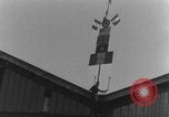 Standbild FFI-Banner im Park Paris, Frankreich, 1944, aus Sekunde 7 historischem Filmmaterial Videoclip 65675080340