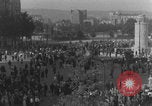 Standbild FFI-Banner im Park Paris, Frankreich, 1944, aus Sekunde 21 historischem Filmmaterial Videoclip 65675080340