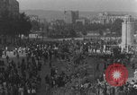 Standbild FFI-Banner im Park Paris, Frankreich, 1944, aus Sekunde 22 historischem Filmmaterial Videoclip 65675080340