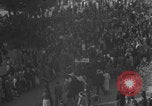 Standbild FFI-Banner im Park Paris, Frankreich, 1944, aus Sekunde 33 historischem Filmmaterial Videoclip 65675080340