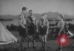 Standbild Hitlerjugend-Zeltplatz Chieming Deutschland, 1943, aus Sekunde 15 historischem Filmmaterial Videoclip 65675080347