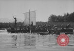 Standbild Hitlerjugend-Jungen spielen eine Schlacht Chieming Deutschland, 1943, aus Sekunde 46 historischem Filmmaterial Videoclip 65675080348