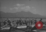 Standbild Hitlerjugend-Jungen spielen eine Schlacht Chieming Deutschland, 1943, aus Sekunde 53 historischem Filmmaterial Videoclip 65675080348