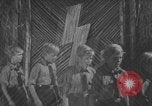 Standbild Hitlerjugend-Lagerversammlung Chieming Deutschland, 1943, aus Sekunde 48 historischem Filmmaterial Videoclip 65675080349