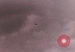 Immagine di Spettacolo sul campo d'aviazione di Tushino Mosca Russia Unione Sovietica, 1962, secondo 6 filmato di repertorio 65675080404