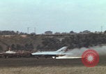 Immagine di Spettacolo sul campo d'aviazione di Tushino Mosca Russia Unione Sovietica, 1962, secondo 26 filmato di repertorio 65675080404