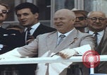 Immagine di Spettacolo sul campo d'aviazione di Tushino Mosca Russia Unione Sovietica, 1962, secondo 39 filmato di repertorio 65675080404
