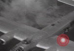 Image Le B-24 Liberator Bomber Brief Crash Koror Palau Islands, 1945, de la seconde 6 séquences d'archives historiques vidéo 65675080433