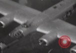 Image Le B-24 Liberator Bomber Brief Crash Koror Palau Islands, 1945, de la seconde 7 séquences d'archives historiques vidéo 65675080433