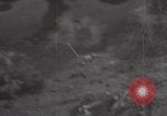 Image Le B-24 Liberator Bomber Brief Crash Koror Palau Islands, 1945, de la seconde 29 séquences d'archives historiques vidéo 65675080433