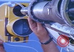 Image Mécaniciens d'aéronefs F-14 San Diego California USA, 1974, de la seconde 5 séquences d'archives historiques vidéo 65675080442